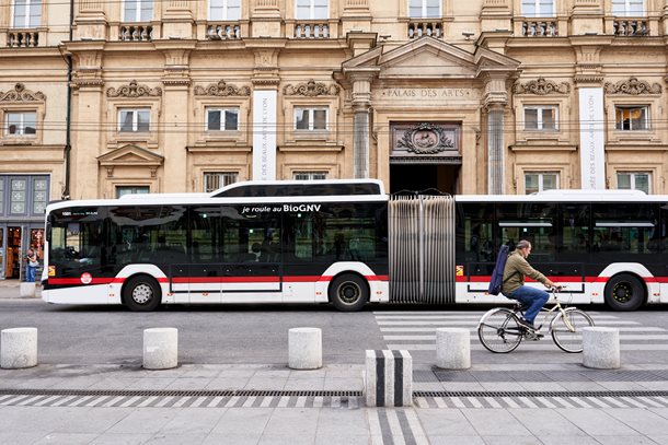 Keolis wint nieuw bus en trolleybus contract in Lyon