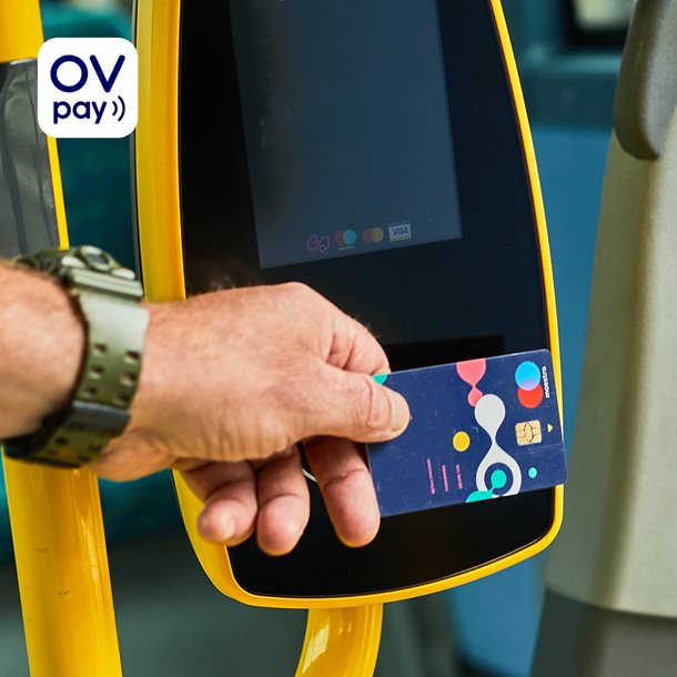 Keolis introduceert in- en uitchecken met contactloze betaalpas en creditcard in Zwolle