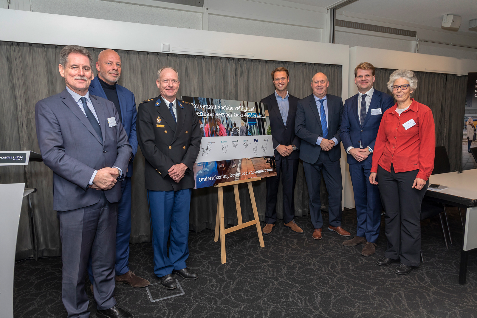 Vervoerders, politie en provincies slaan handen ineen voor meer veiligheid van reizigers en personeel in bus en trein