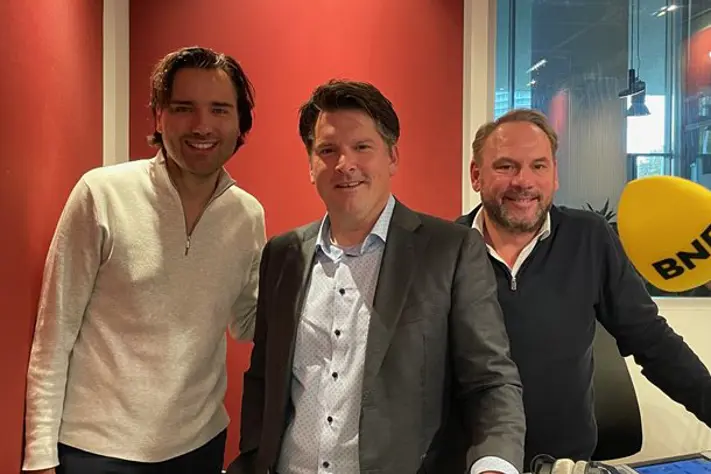 Chris Hogeveen op bezoek bij BNR Nieuwsradio