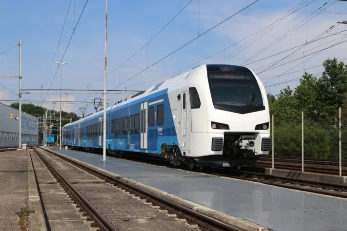 Twee nieuwe treinstellen voor treintraject Zwolle - Enschede
